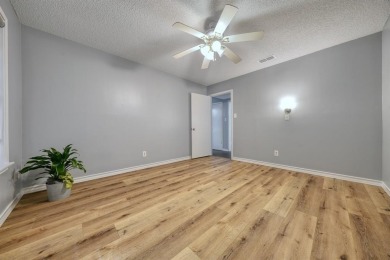 Welcome home to this beautifully maintained 2-bedroom on Hide-A-Way Lake Golf Course in Texas - for sale on GolfHomes.com, golf home, golf lot