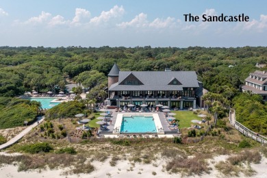 Wonderful opportunity to purchase a 3rd floor oceanfront villa on Kiawah Island Resort - Cougar Point in South Carolina - for sale on GolfHomes.com, golf home, golf lot