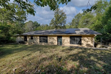 Welcome home to this beautifully maintained 2-bedroom on Hide-A-Way Lake Golf Course in Texas - for sale on GolfHomes.com, golf home, golf lot
