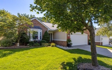 Stunning move-in ready condo in Maples of Novi! Enjoy the ease on The Maples Club in Michigan - for sale on GolfHomes.com, golf home, golf lot
