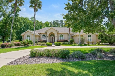 Welcome to this stunning 4 bedroom/4.5 bath custom-built home in on Haile Plantation Golf and Country Club in Florida - for sale on GolfHomes.com, golf home, golf lot