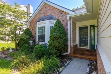 Stunning move-in ready condo in Maples of Novi! Enjoy the ease on The Maples Club in Michigan - for sale on GolfHomes.com, golf home, golf lot
