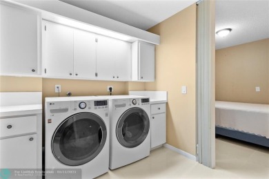 Welcome to this beautiful updated 2-bedroom, 2 bathroom condo in on The Country Club At Boca Raton in Florida - for sale on GolfHomes.com, golf home, golf lot