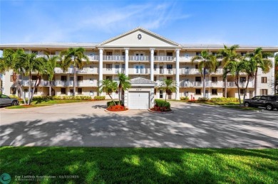 Welcome to this beautiful updated 2-bedroom, 2 bathroom condo in on The Country Club At Boca Raton in Florida - for sale on GolfHomes.com, golf home, golf lot
