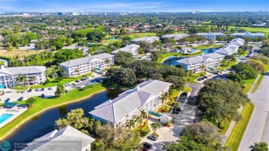 Welcome to this beautiful updated 2-bedroom, 2 bathroom condo in on The Country Club At Boca Raton in Florida - for sale on GolfHomes.com, golf home, golf lot
