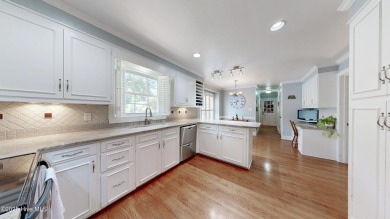 Exceptional Home in Prestigious Brook Valley.
Welcome to this on Brook Valley Country Club in North Carolina - for sale on GolfHomes.com, golf home, golf lot