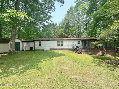 BONAFIDE CHARTER LOT ONLY $25 ANNUALLY, This lovely 3 BR/ 2 Bath on Stonehenge Golf Course in Tennessee - for sale on GolfHomes.com, golf home, golf lot
