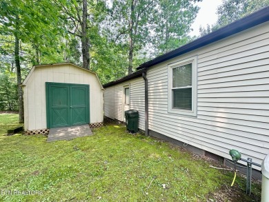 BONAFIDE CHARTER LOT ONLY $25 ANNUALLY, This lovely 3 BR/ 2 Bath on Stonehenge Golf Course in Tennessee - for sale on GolfHomes.com, golf home, golf lot