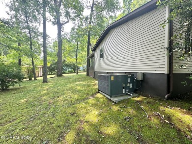 BONAFIDE CHARTER LOT ONLY $25 ANNUALLY, This lovely 3 BR/ 2 Bath on Stonehenge Golf Course in Tennessee - for sale on GolfHomes.com, golf home, golf lot