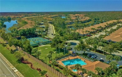 HIGHLY DESIRABLE FIRST FLOOR END UNIT WITH 2BRs+DEN/2BAs OFFERED on Colonial Country Club in Florida - for sale on GolfHomes.com, golf home, golf lot