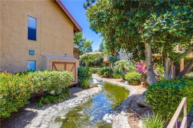 Beautifully remodeled upper-level unit boasting dazzling on Oak Creek Golf Club in California - for sale on GolfHomes.com, golf home, golf lot