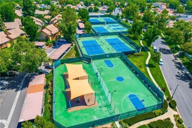 Beautifully remodeled upper-level unit boasting dazzling on Oak Creek Golf Club in California - for sale on GolfHomes.com, golf home, golf lot
