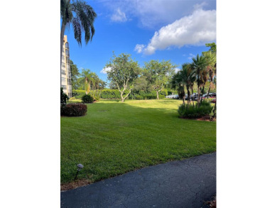Bright corner 55+ unit, 2/2 easy additional access from parking on Pembroke Lakes Golf Club in Florida - for sale on GolfHomes.com, golf home, golf lot