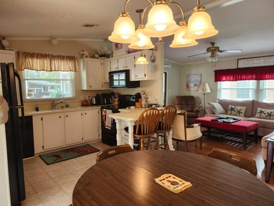 Welcome! This very clean, very well maintained 2/2 is bright on Grasslands Golf and Country Club in Florida - for sale on GolfHomes.com, golf home, golf lot