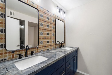 Beautifully updated 2BR/2BA culdesac townhome featuring a new on Leisure World Country Club in Arizona - for sale on GolfHomes.com, golf home, golf lot