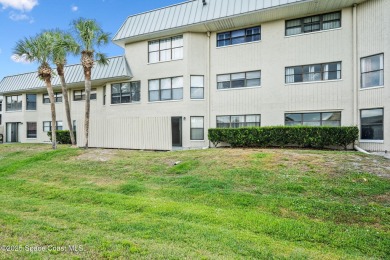 Spacious Suntree Condo- A Golfer's Dream Near the Beach! Nestled on Suntree Country Club in Florida - for sale on GolfHomes.com, golf home, golf lot