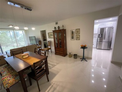 THE BEST LINE IN CORONADO TOWER I. 
A Split-Plan 2bed/2bath on Turnberry Isle Resort and Club in Florida - for sale on GolfHomes.com, golf home, golf lot