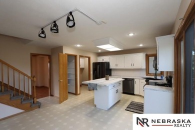 Tammy Champion, M: , tchampion,   - Bring your offer! This on Tara Hills Golf Course in Nebraska - for sale on GolfHomes.com, golf home, golf lot