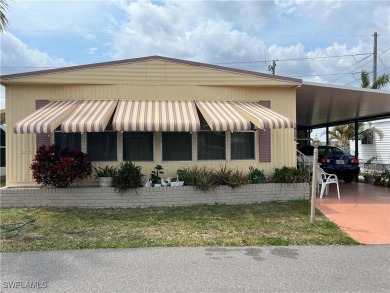 Come make this unit YOURS.  1,300 square ft HUGE!!.  Located in on Six Lakes Country Club in Florida - for sale on GolfHomes.com, golf home, golf lot