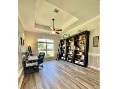 Impeccably updated and meticulously maintained spacious home on Pecan Plantation Country Club in Texas - for sale on GolfHomes.com, golf home, golf lot