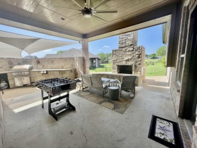 Impeccably updated and meticulously maintained spacious home on Pecan Plantation Country Club in Texas - for sale on GolfHomes.com, golf home, golf lot