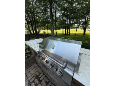 Beautiful free-standing townhome with easy ONE floor living w/ on Quail Hollow Resort and Country Club in Ohio - for sale on GolfHomes.com, golf home, golf lot