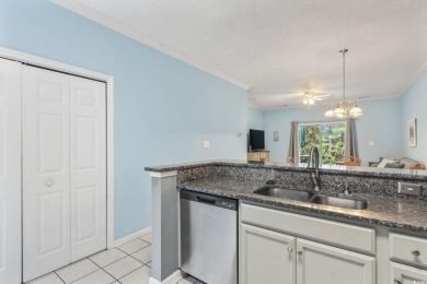 Immaculately kept 3BR/2.5BA end-unit townhouse-style condo in on Glen Dornoch Waterway Golf Links in South Carolina - for sale on GolfHomes.com, golf home, golf lot