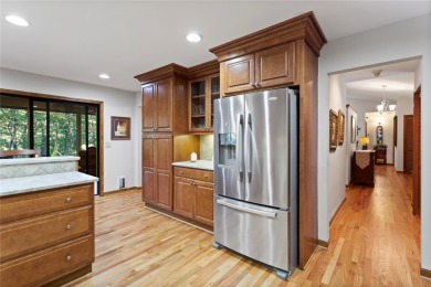 Welcome to the gated community of Keowee Key. Enjoy the 4 on Keowee Key Golf and Country Club in South Carolina - for sale on GolfHomes.com, golf home, golf lot