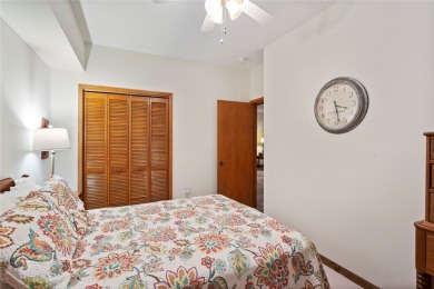 Welcome to the gated community of Keowee Key. Enjoy the 4 on Keowee Key Golf and Country Club in South Carolina - for sale on GolfHomes.com, golf home, golf lot