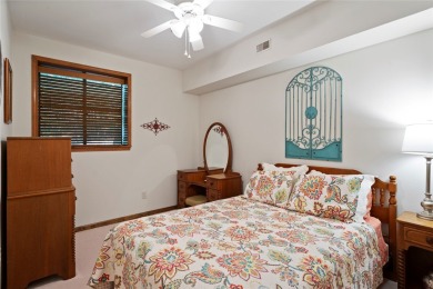 Welcome to the gated community of Keowee Key. Enjoy the 4 on Keowee Key Golf and Country Club in South Carolina - for sale on GolfHomes.com, golf home, golf lot