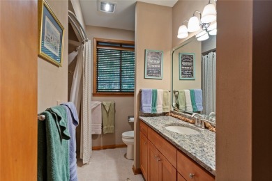 Welcome to the gated community of Keowee Key. Enjoy the 4 on Keowee Key Golf and Country Club in South Carolina - for sale on GolfHomes.com, golf home, golf lot