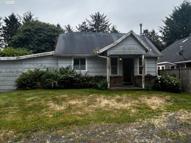 Charming Coastal Opportunity in Gearhart. Tucked away on a on Gearhart Golf Links in Oregon - for sale on GolfHomes.com, golf home, golf lot