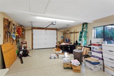 Welcome to the gated community of Keowee Key. Enjoy the 4 on Keowee Key Golf and Country Club in South Carolina - for sale on GolfHomes.com, golf home, golf lot