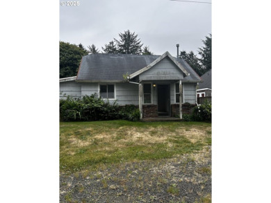 Charming Coastal Opportunity in Gearhart. Tucked away on a on Gearhart Golf Links in Oregon - for sale on GolfHomes.com, golf home, golf lot