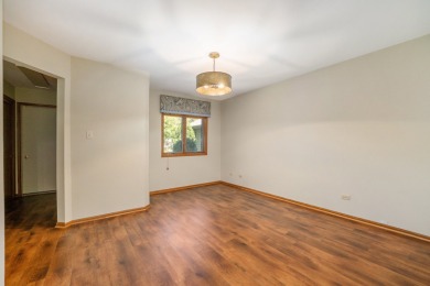 2 or 3 Bedroom, 3 Bath Ranch Townhome/Half Duplex in Desirable on Balmoral Woods Golf Club in Illinois - for sale on GolfHomes.com, golf home, golf lot