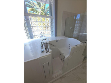 Timber Pines 3 Bedroom Home 2 Full Bathrooms And A 3 Car Garage- on Timber Pines Golf Course in Florida - for sale on GolfHomes.com, golf home, golf lot