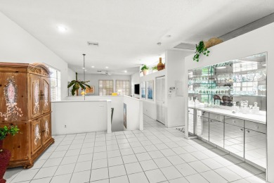 Bright and airy 2 Bedroom + Den, 2.5 Bath condo in The Polo Club on Broken Sound Golf and Club  in Florida - for sale on GolfHomes.com, golf home, golf lot