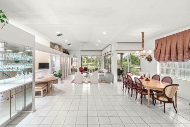 Bright and airy 2 Bedroom + Den, 2.5 Bath condo in The Polo Club on Broken Sound Golf and Club  in Florida - for sale on GolfHomes.com, golf home, golf lot