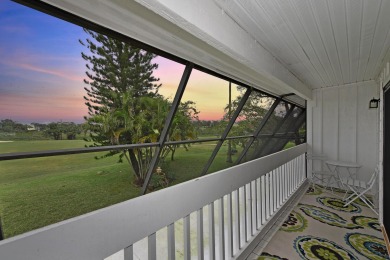 This 3BR/3BA luxurious townhome situated in the sought after on Eagle Wood Golf Course in Florida - for sale on GolfHomes.com, golf home, golf lot
