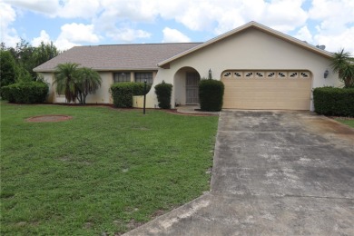 Great location!, Motivated seller, 3 Bedroom 2 Bath split plan on Sun n Lake Golf and Country Club in Florida - for sale on GolfHomes.com, golf home, golf lot