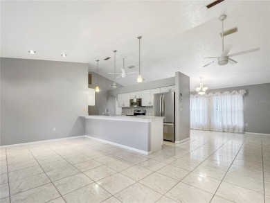 Great location!, Motivated seller, 3 Bedroom 2 Bath split plan on Sun n Lake Golf and Country Club in Florida - for sale on GolfHomes.com, golf home, golf lot