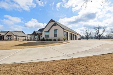 EXTRAORDINARY 3-3-4 MODERN FARMHOUSE HOME on 1.3 acres in Pecan on Nutcracker Golf Club in Texas - for sale on GolfHomes.com, golf home, golf lot