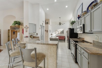 Lovely 1BR plus den w/Murphy bed Sedona model on the walking on Oakwood Golf Club  in Arizona - for sale on GolfHomes.com, golf home, golf lot