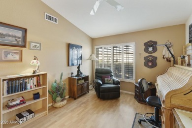 Lovely 1BR plus den w/Murphy bed Sedona model on the walking on Oakwood Golf Club  in Arizona - for sale on GolfHomes.com, golf home, golf lot