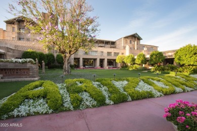 Exceptional 2BR/2BA 1st floor Condo in the Heart of the Biltmore on Arizona Biltmore Golf and Country Club in Arizona - for sale on GolfHomes.com, golf home, golf lot