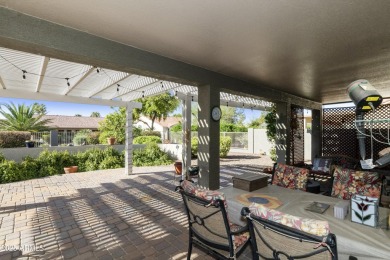 Lovely 1BR plus den w/Murphy bed Sedona model on the walking on Oakwood Golf Club  in Arizona - for sale on GolfHomes.com, golf home, golf lot