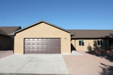Beautiful ranch style condo in Pueblo West close to the Desert on Desert Hawk At Pueblo West in Colorado - for sale on GolfHomes.com, golf home, golf lot