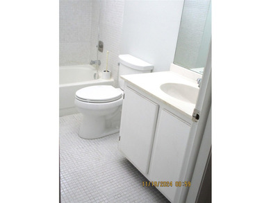 REDUCED!!!**OWNERS WANT OFFERS!!!WELCOME HOME!!! HARDLEY LIVED on Colony West Country Club in Florida - for sale on GolfHomes.com, golf home, golf lot