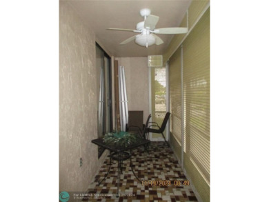 WELCOME HOME!!! HARDLEY LIVED IN DESIRABLE 2 BEDROOM 2 BATH 1ST on Colony West Country Club in Florida - for sale on GolfHomes.com, golf home, golf lot