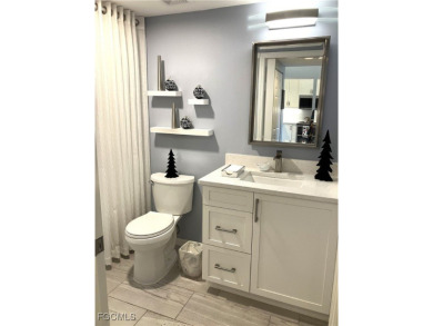 LIGHT, BRIGHT & BEAUTIFUL End Unit 5th Floor Penthouse in on  in Florida - for sale on GolfHomes.com, golf home, golf lot